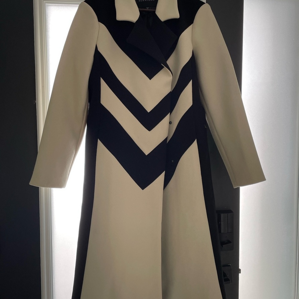 Chic Black and Cream Long Sleeve Coat